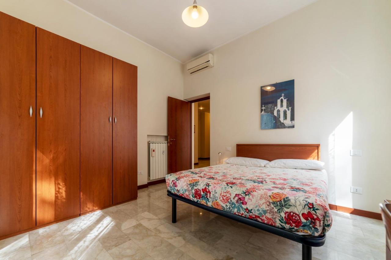 Piazza Re Di Roma Apartment Екстериор снимка